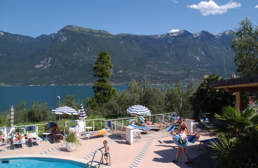So ähnlich könnte Ihr Ausblick auf den Gardasee schon bald aussehen!