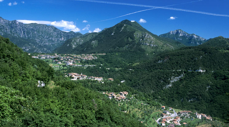 Tremosine Tremosine